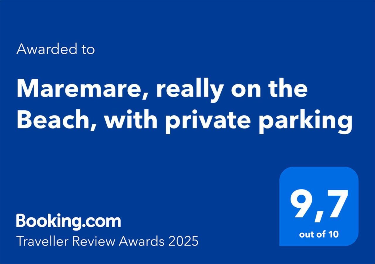 Maremare, Really On The Beach, With Private Parking 사보나 외부 사진